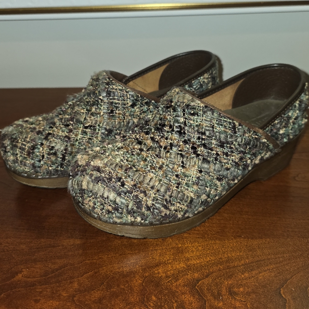 Sanita Brown Tweed Clogs